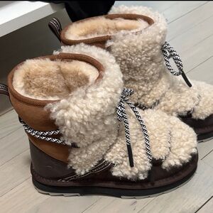 Emu Australia “blurred teddy” in chestnut - size 7